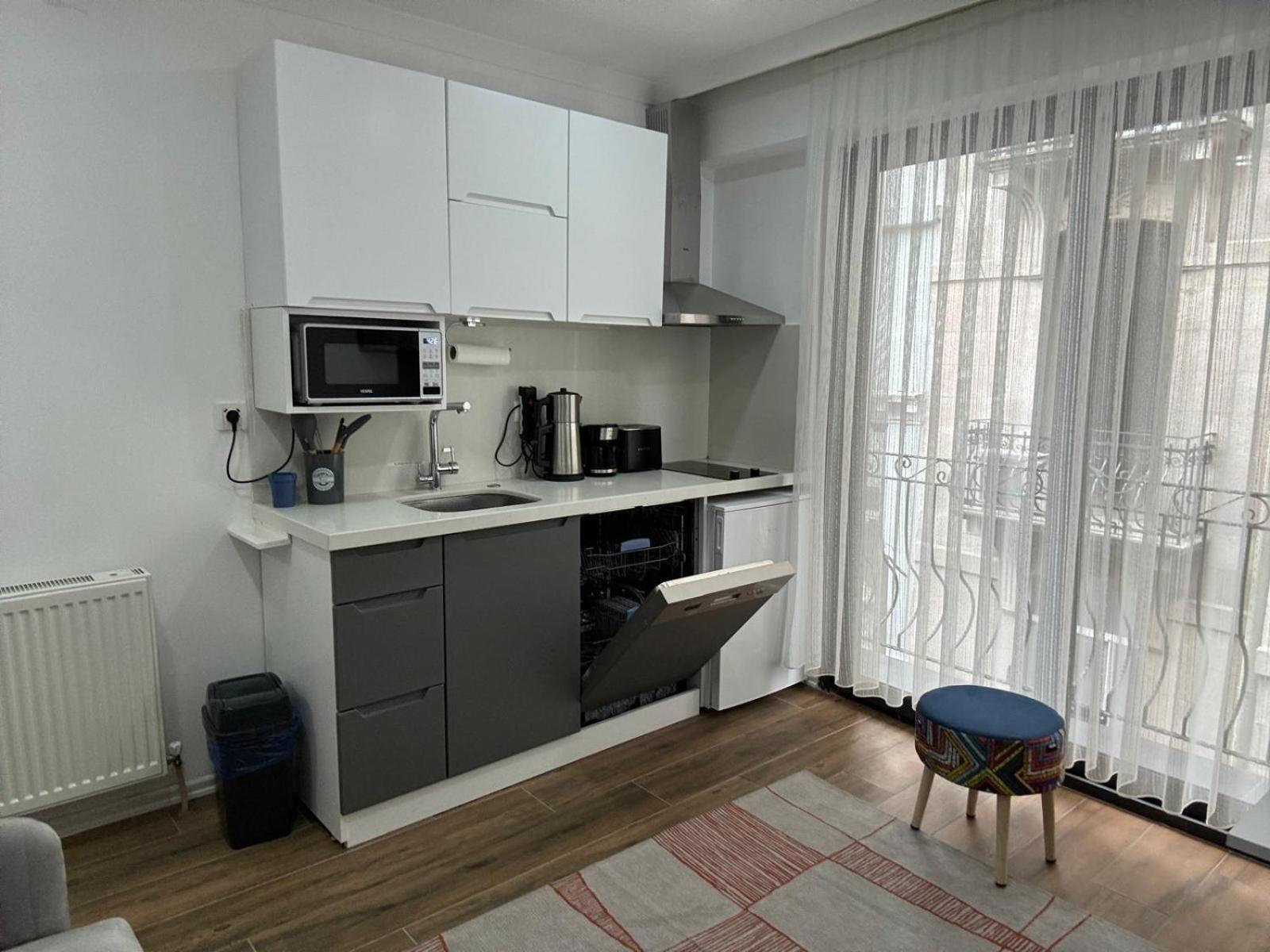 A Cozy Nest For Your Charming In The Heart Of Istanbul