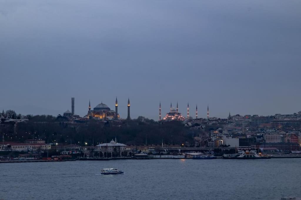 Bosphorus View In Superior Flat