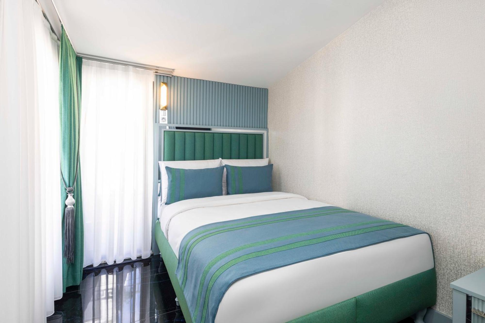 Santa Rio Gold Taxim Otel *