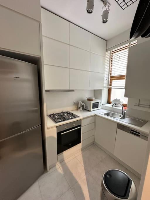 Doctors Spacious Place Apartment