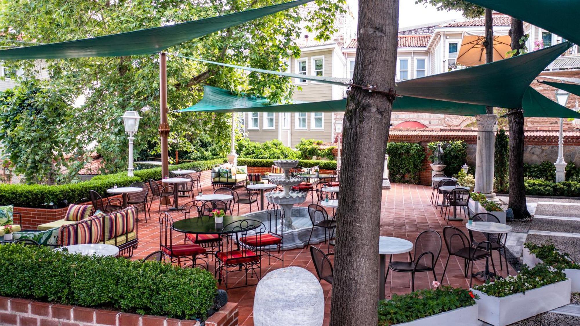 Hagia Sofia Mansions Istanbul, Curio Collection By Hilton 5*
