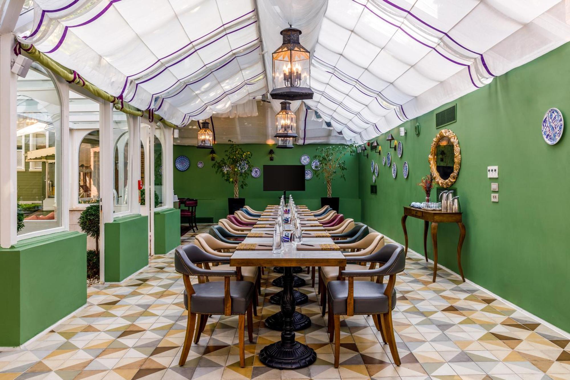 Hagia Sofia Mansions Istanbul, Curio Collection By Hilton 5* Istanbul