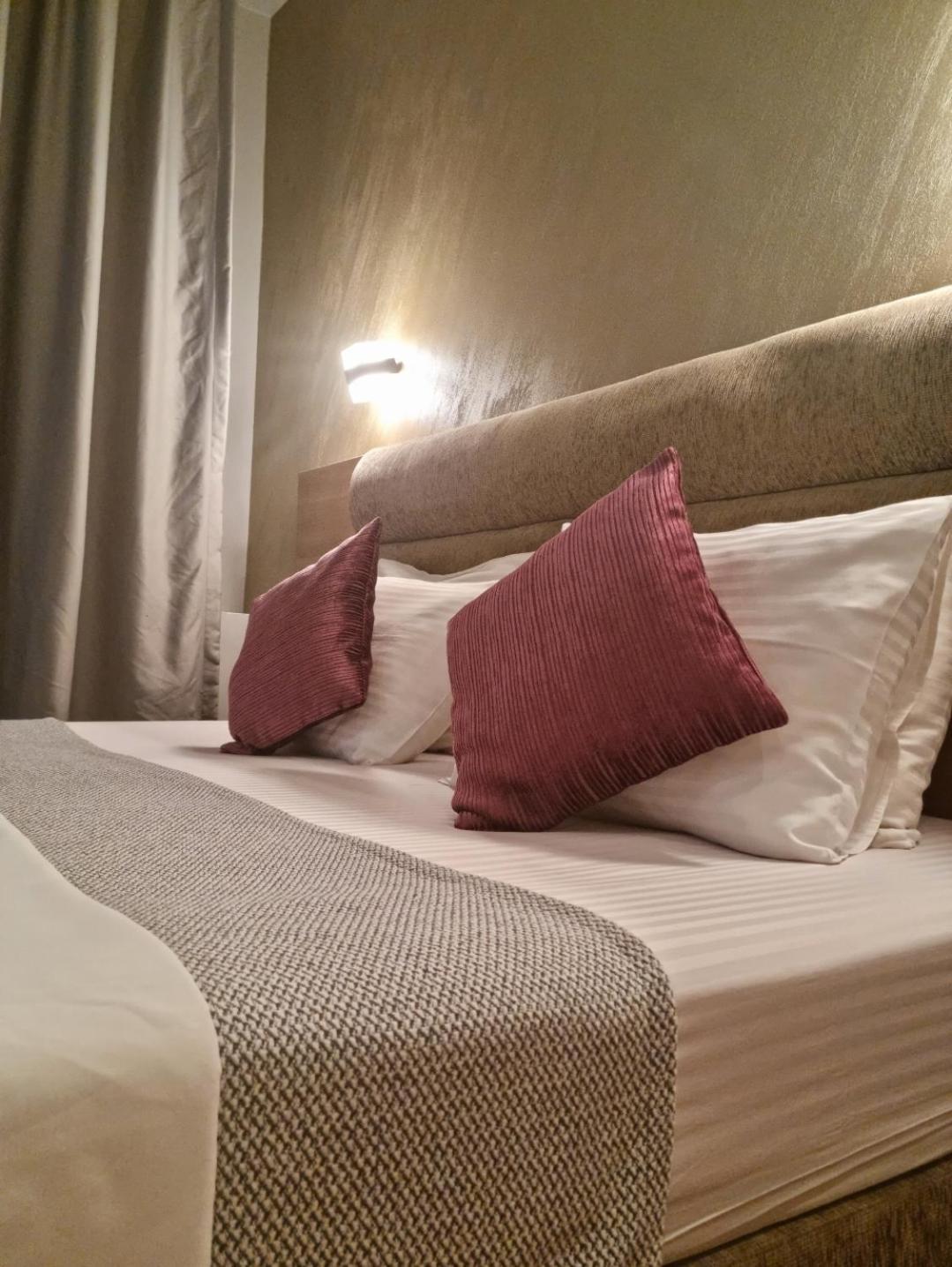 Mayata Gallery Aparthotel