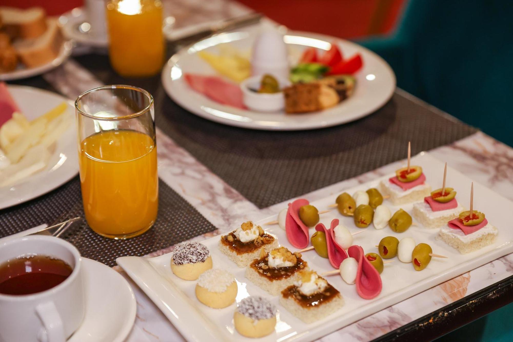 The Hera Platinum Hotel