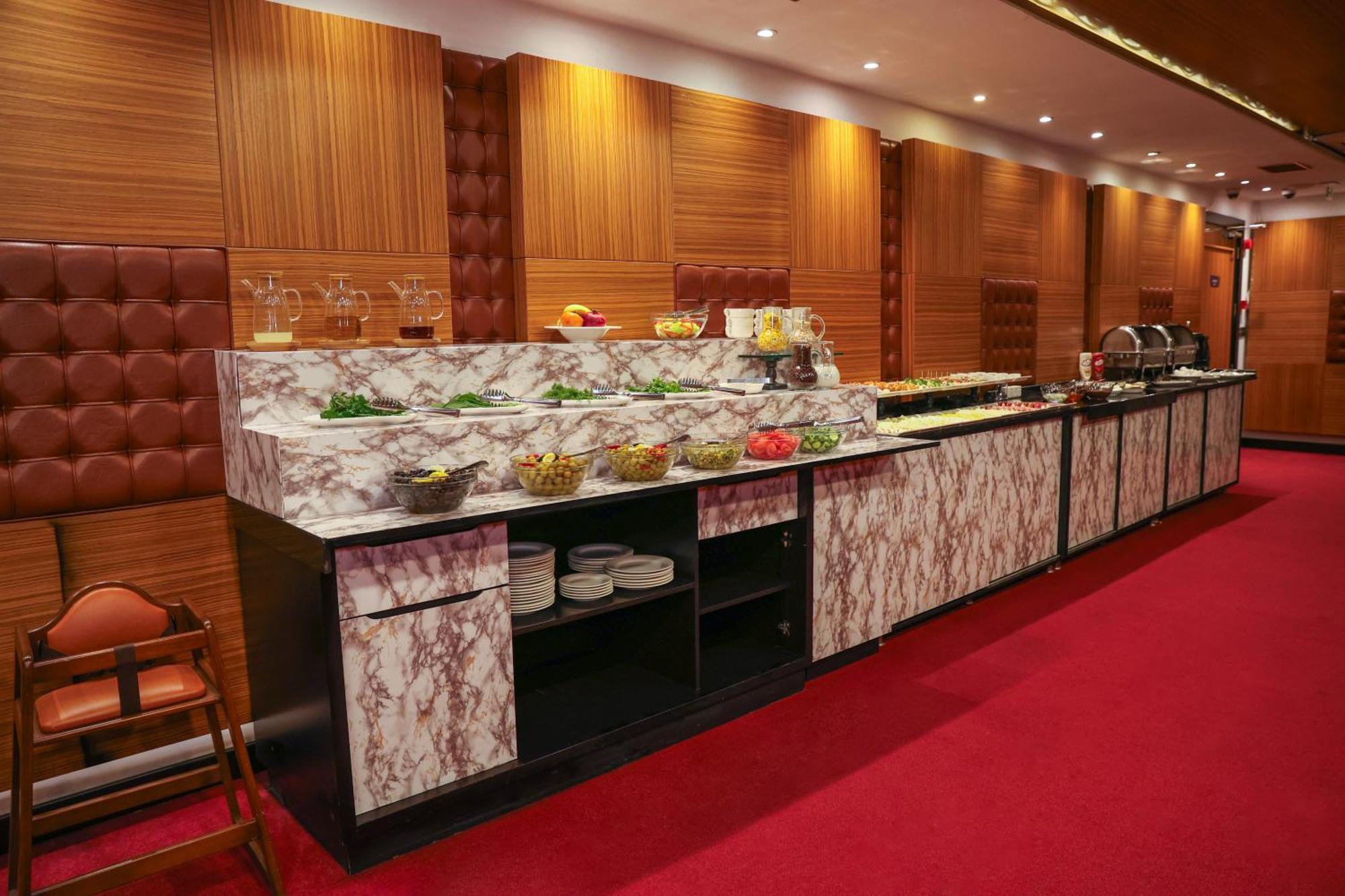 Otel The Hera Platinum 4*
