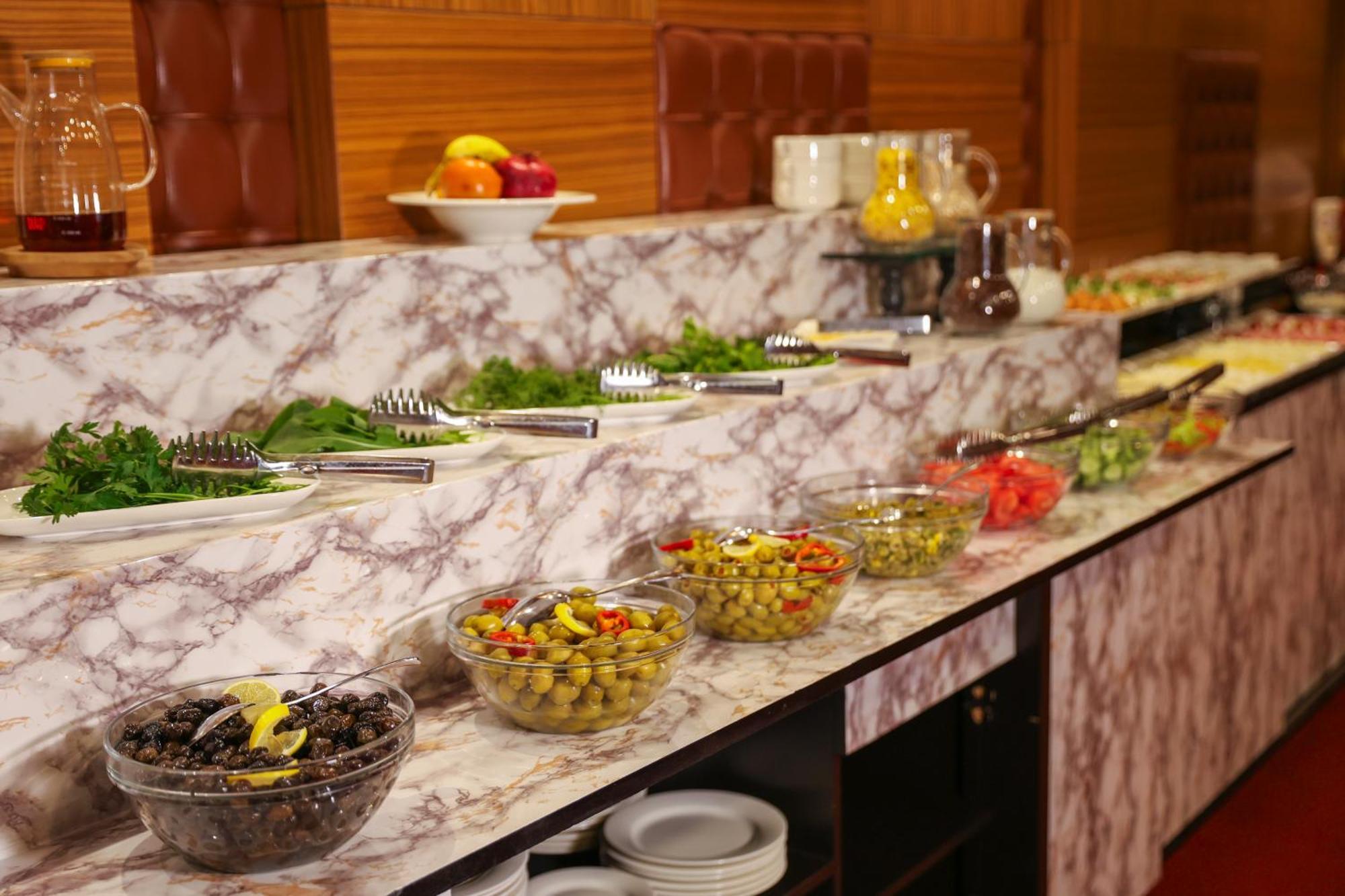 The Hera Platinum Hotel 4*