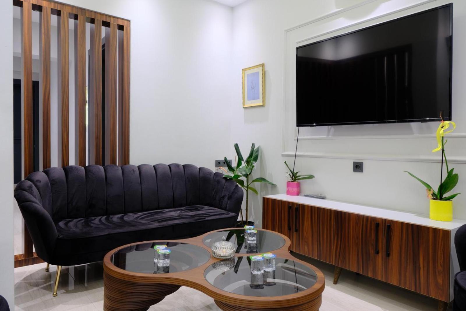 Golden Stone Otel