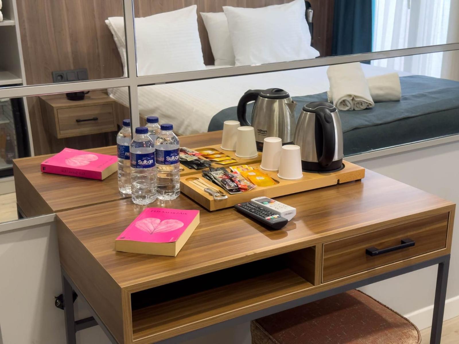 Hotel Le Port Karakoey *