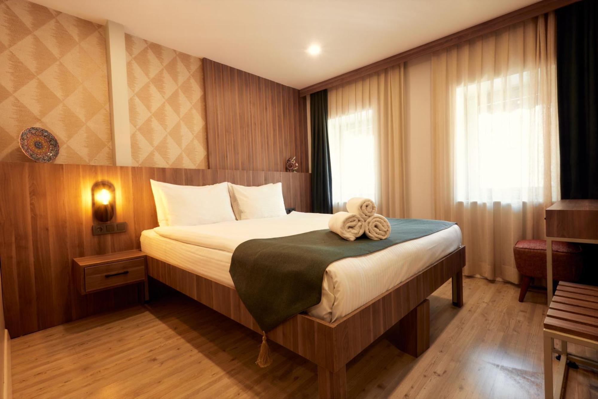 Hotel Le Port Karakoey *