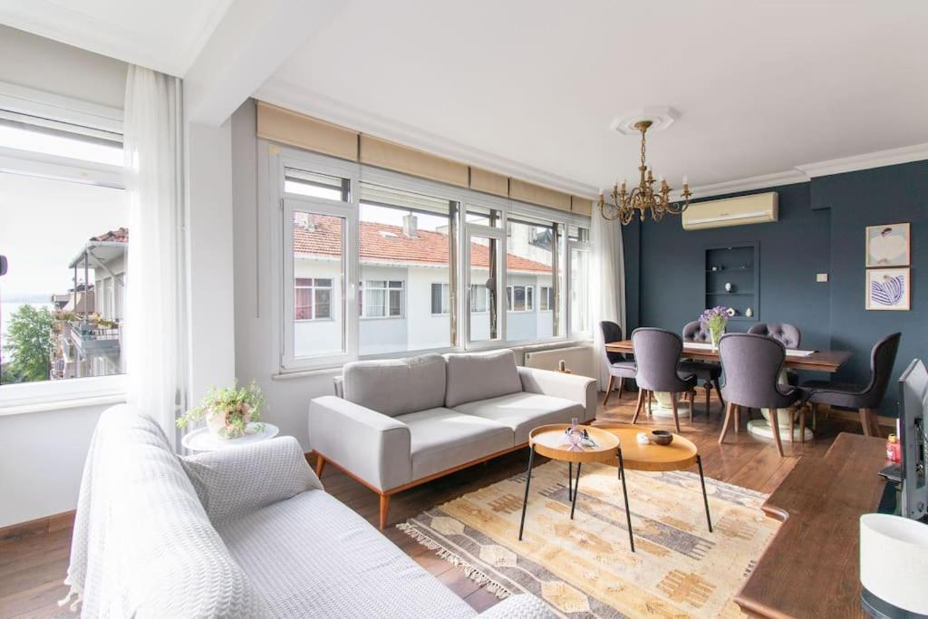 Bright Vibrant 3br Haven Near Sea And Prime Locale * Istanbul