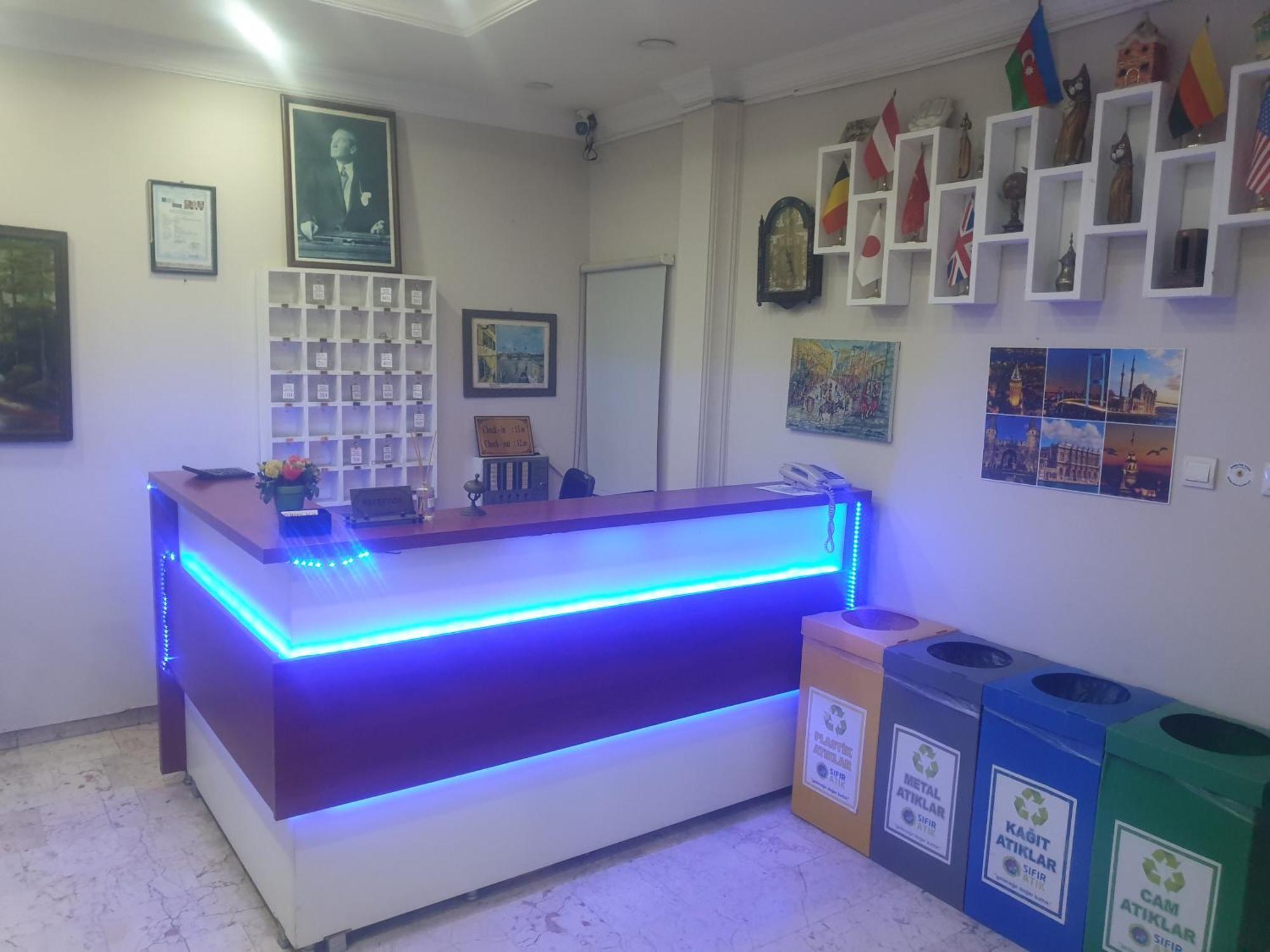 Acar Hotel