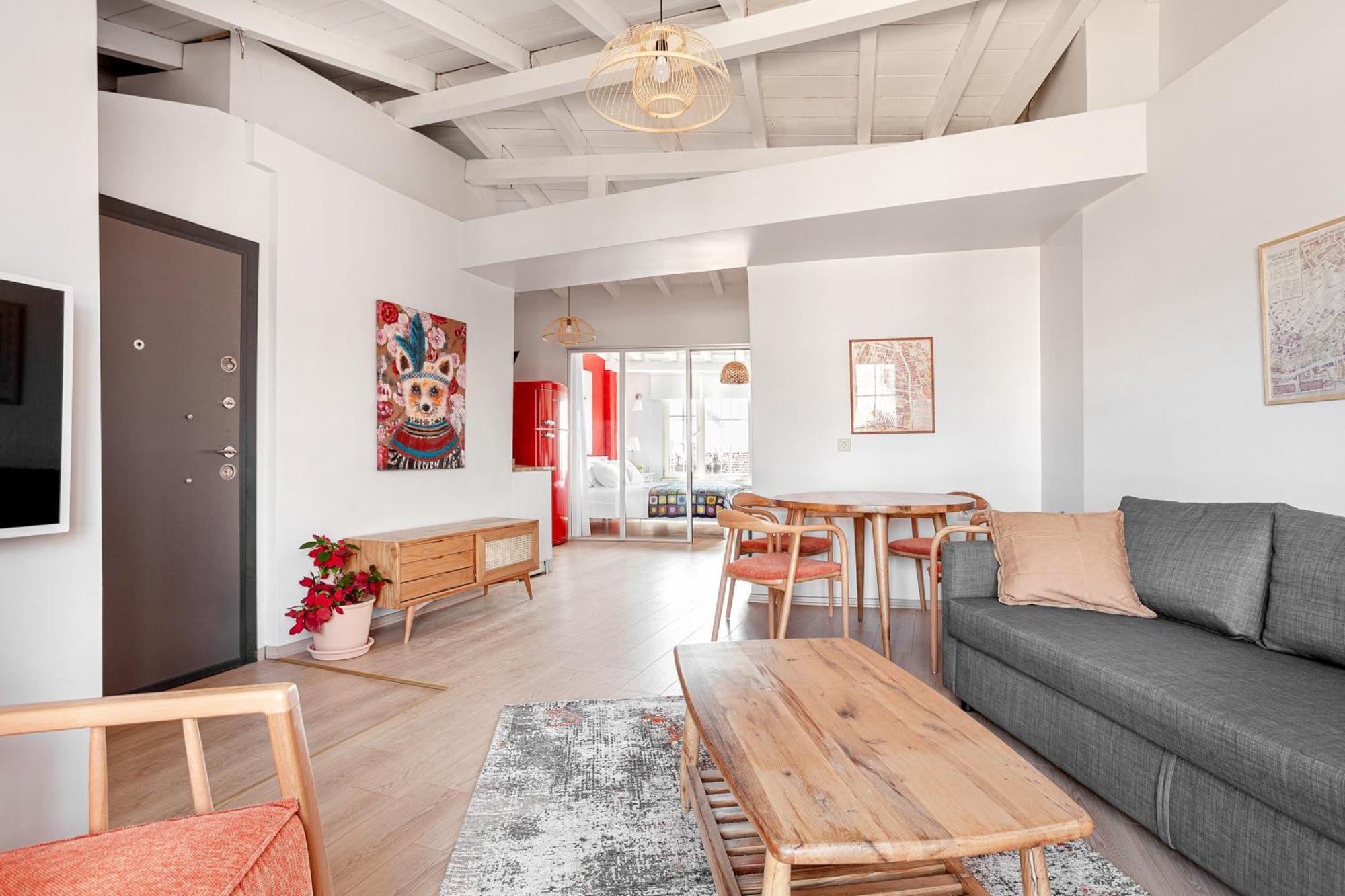 Cihangir, And Peaceful Apartment