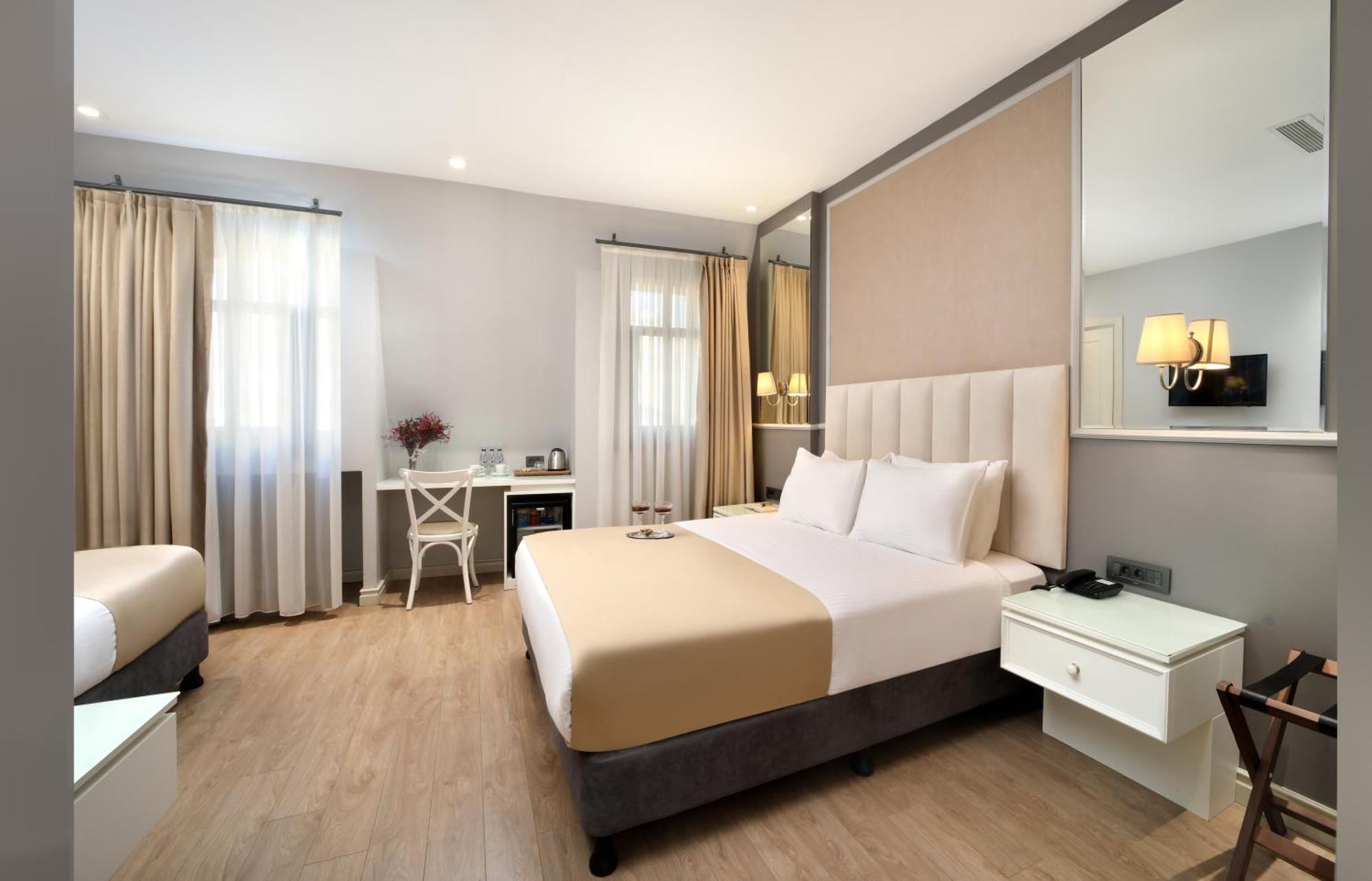 Ess Hotel *