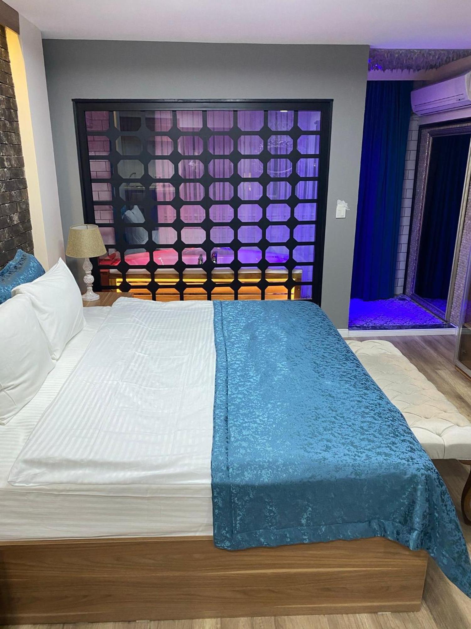 Apart Otel Taksim Yazıcı 2*
