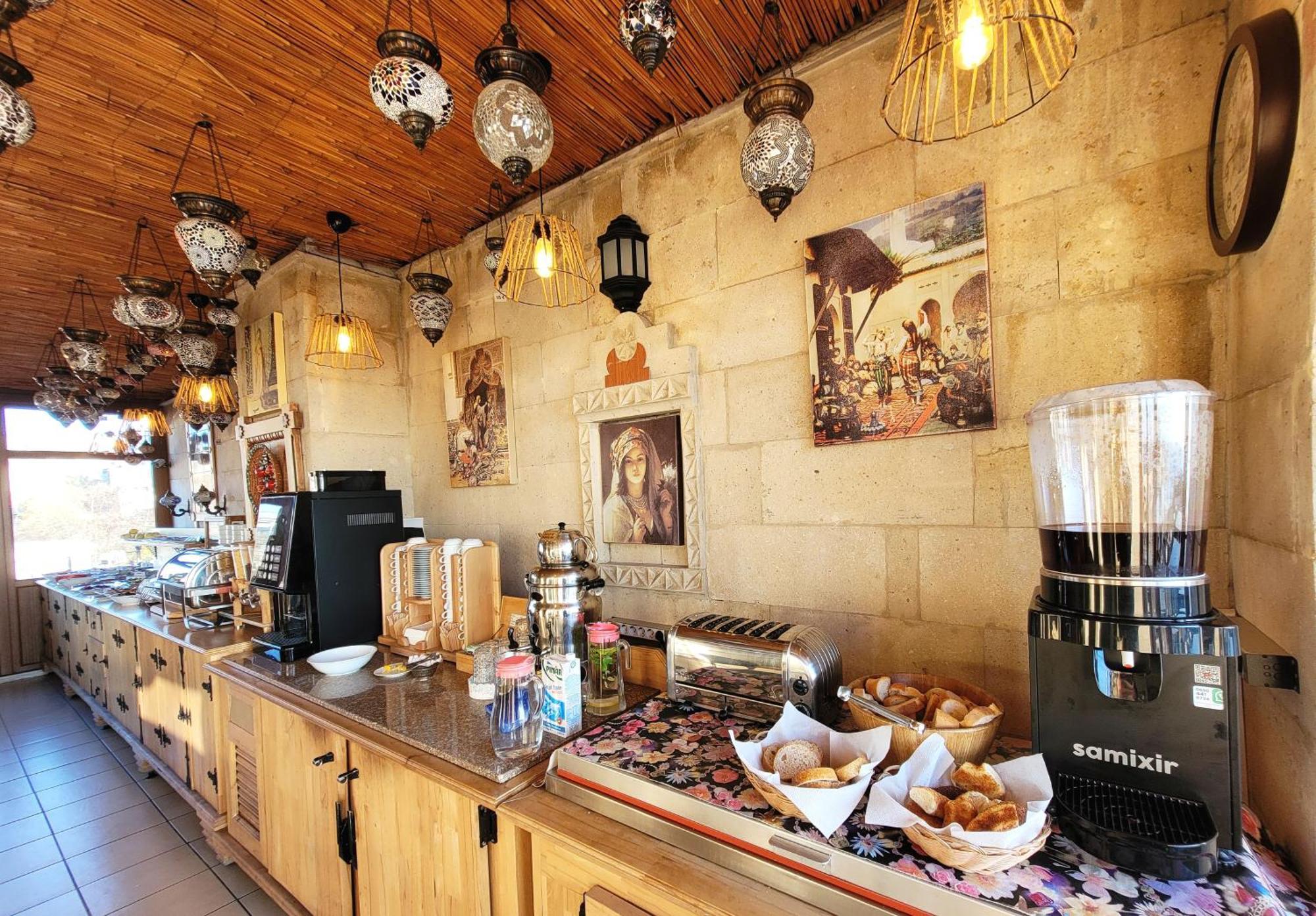 Saruhan Hotel