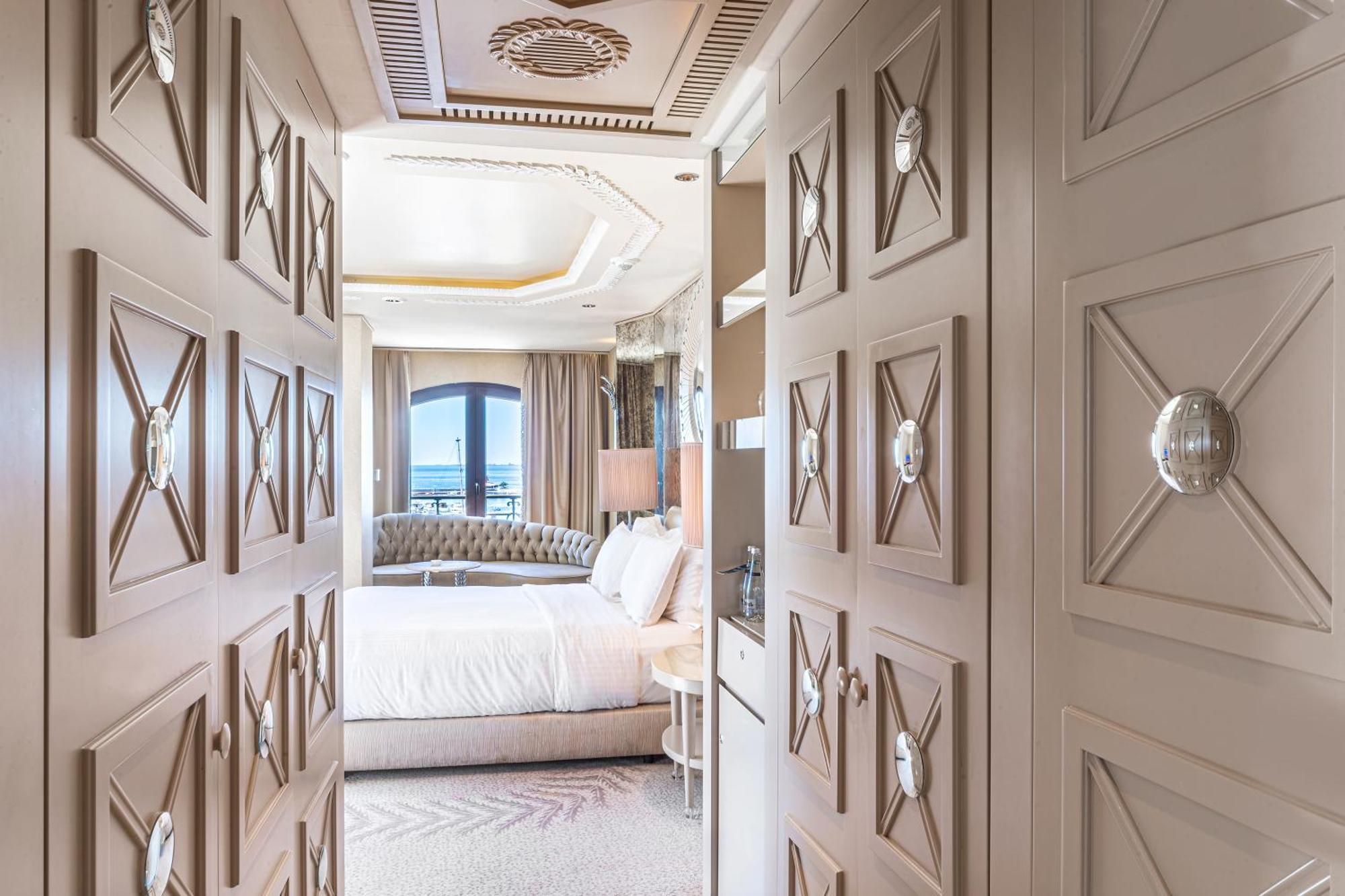 Otel Wyndham Grand Kalamış Marina İstanbul