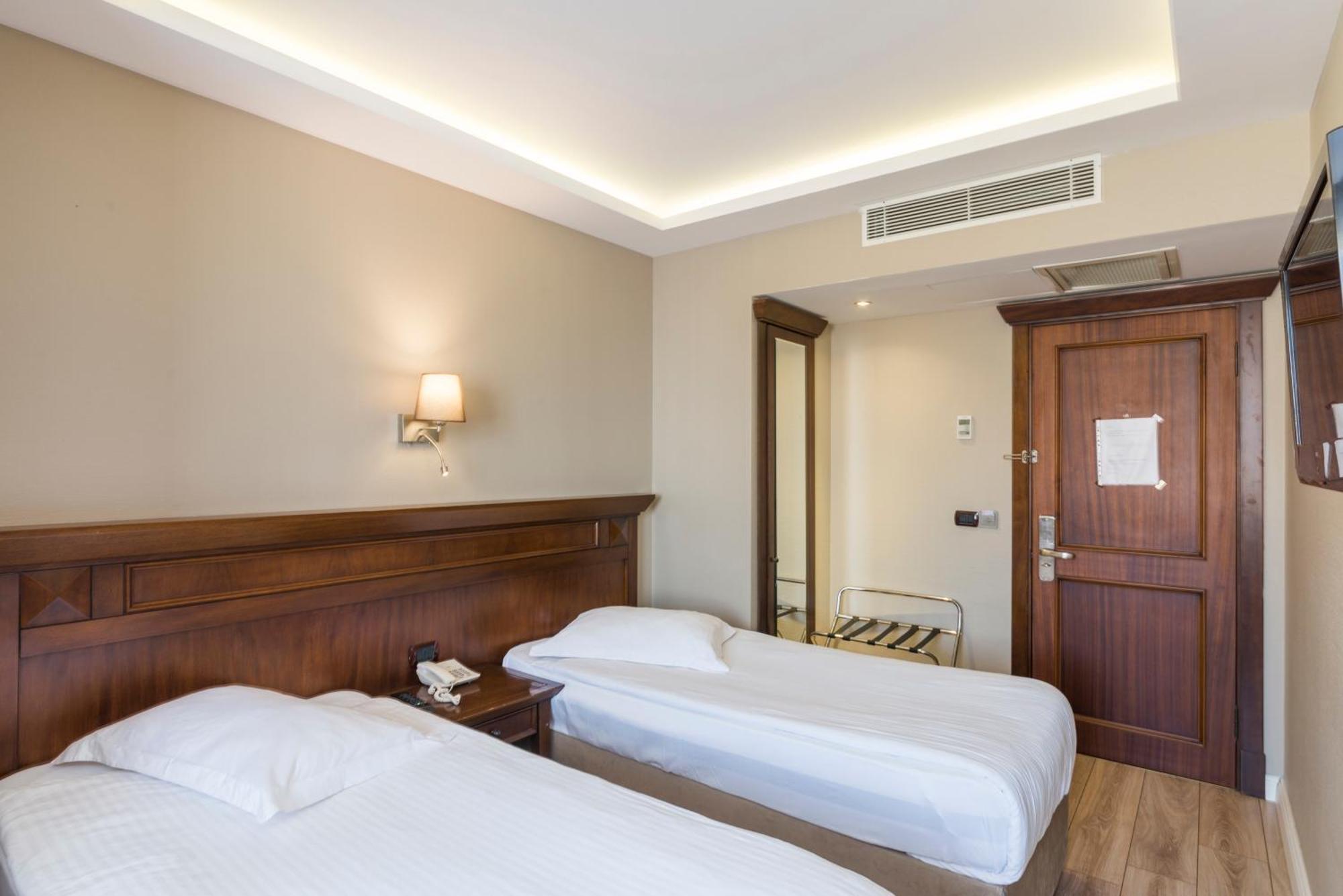 Semsan Hotel 3*