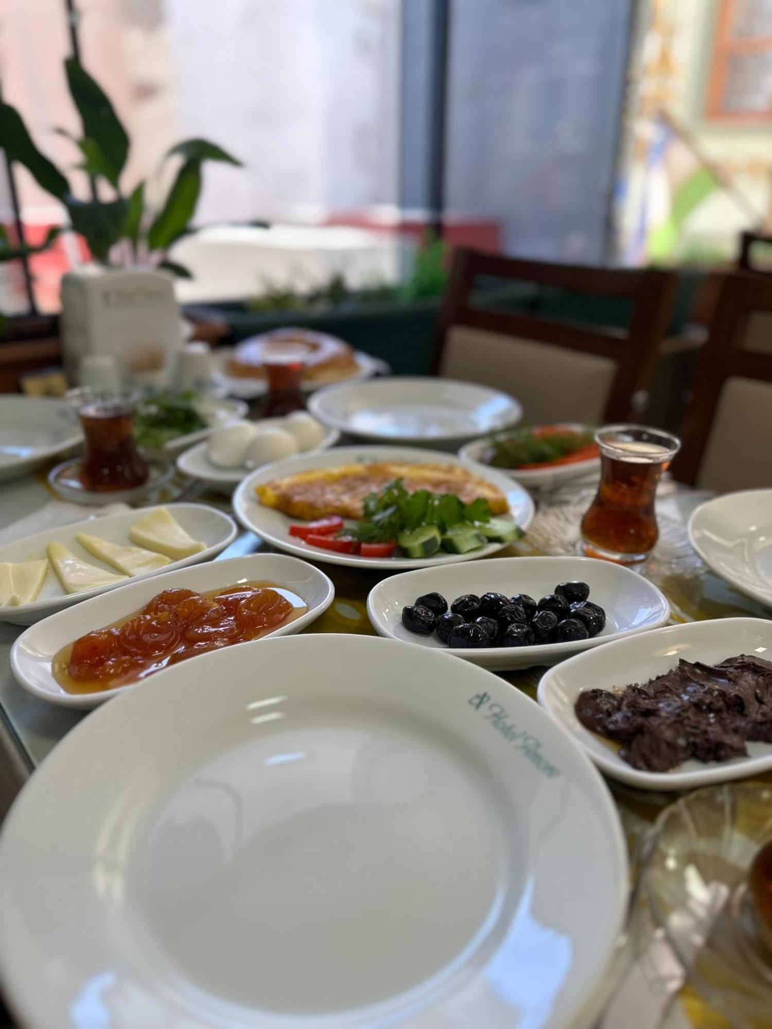 Amore Hotel Istanbul 3*