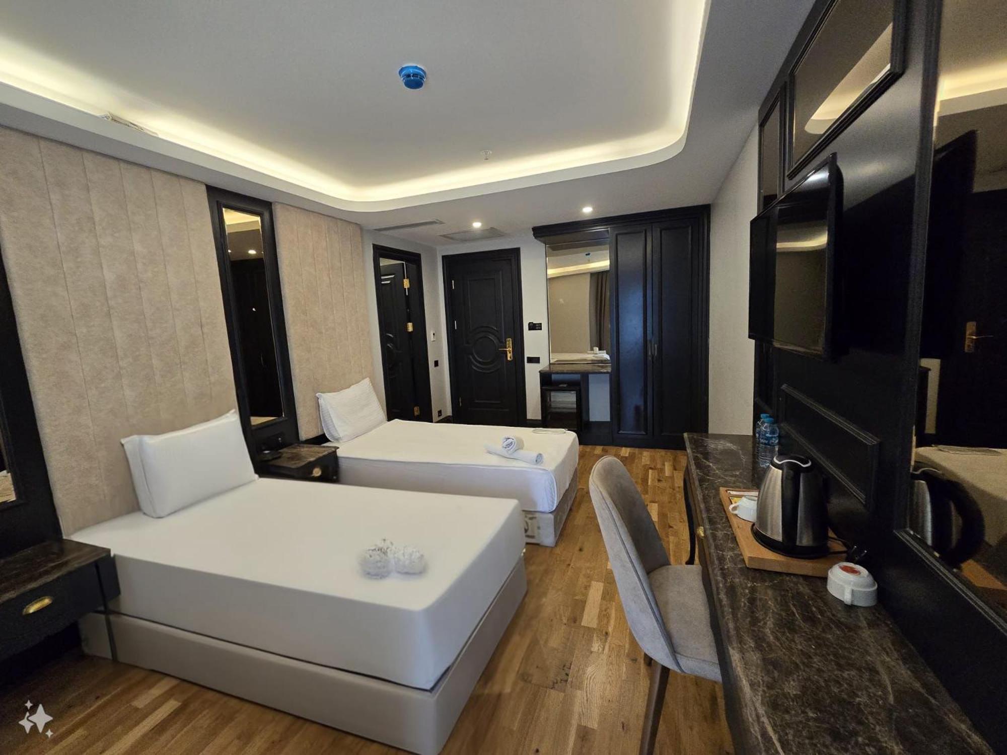 Palde & Hotel