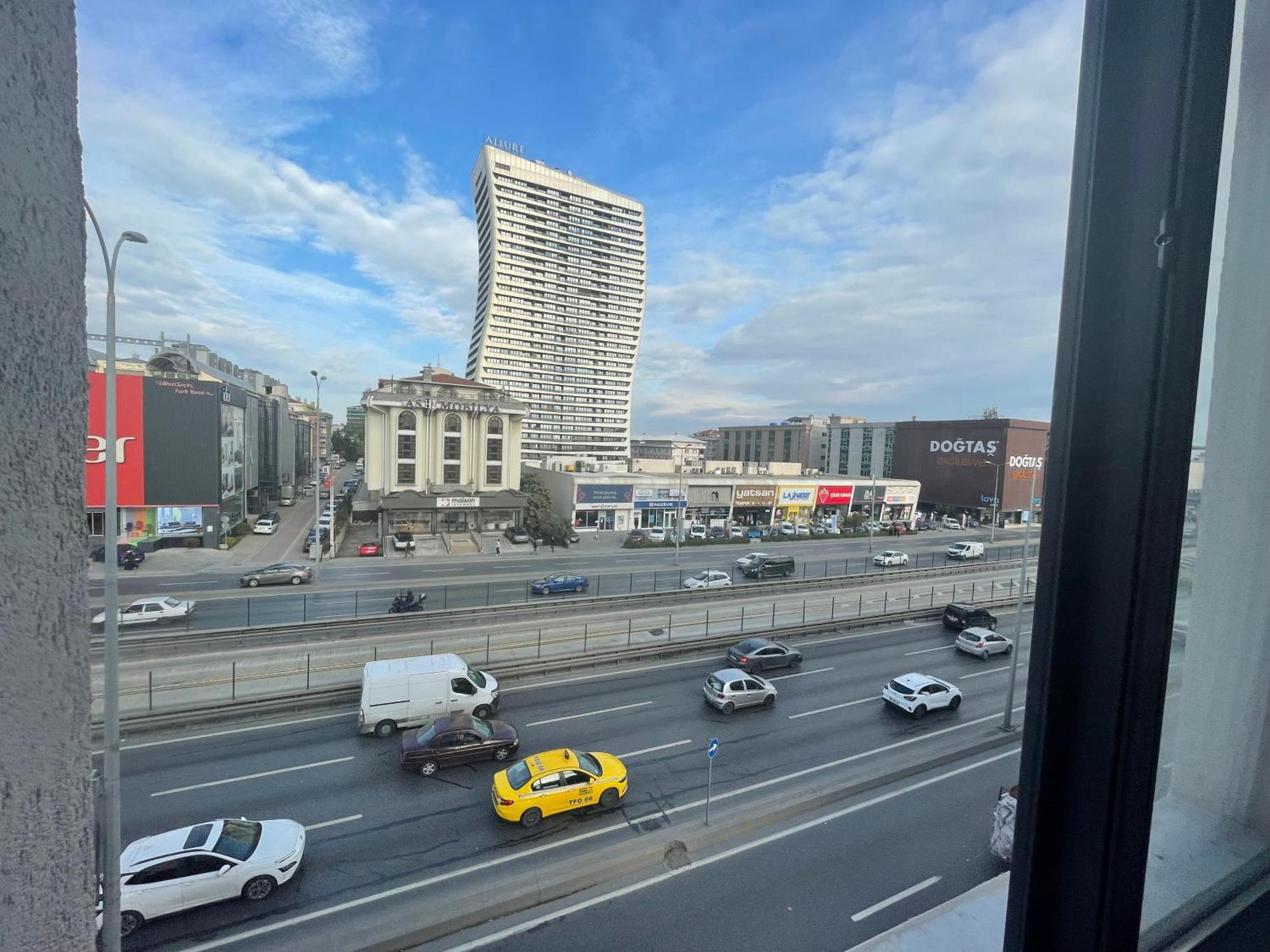La Vie Aparthotel Istanbul