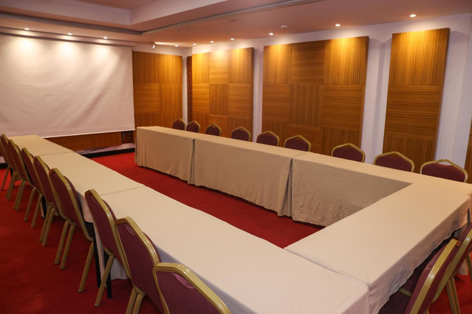 Hotel The Hera Platinum