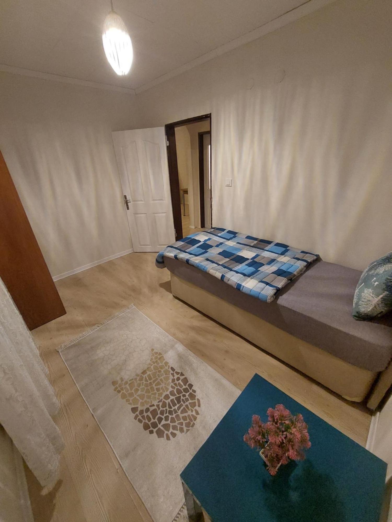 B.a.a Sabiha Gokcen Hostel *