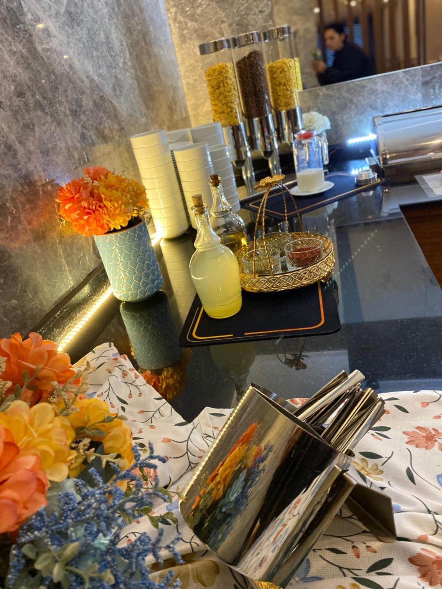 Clover Sisli