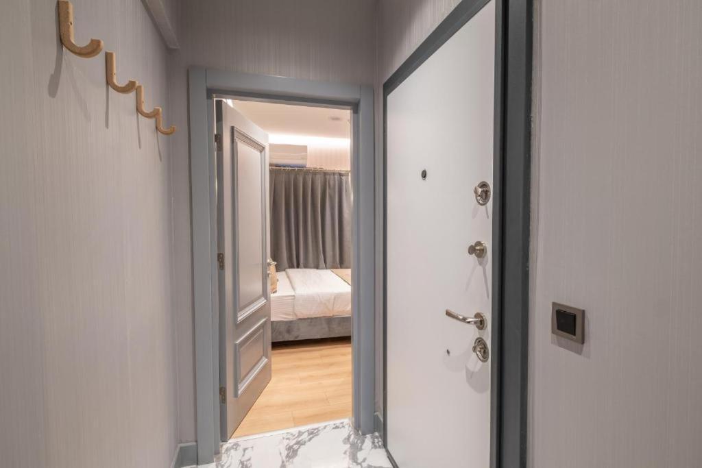The Beyoglu Plus Apartment *
