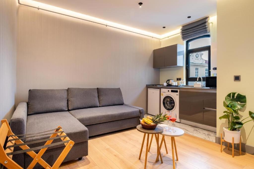 The Beyoglu Plus
