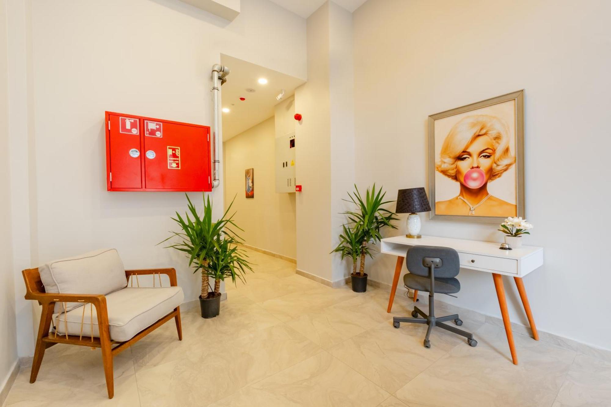 The Yk Aparthotel