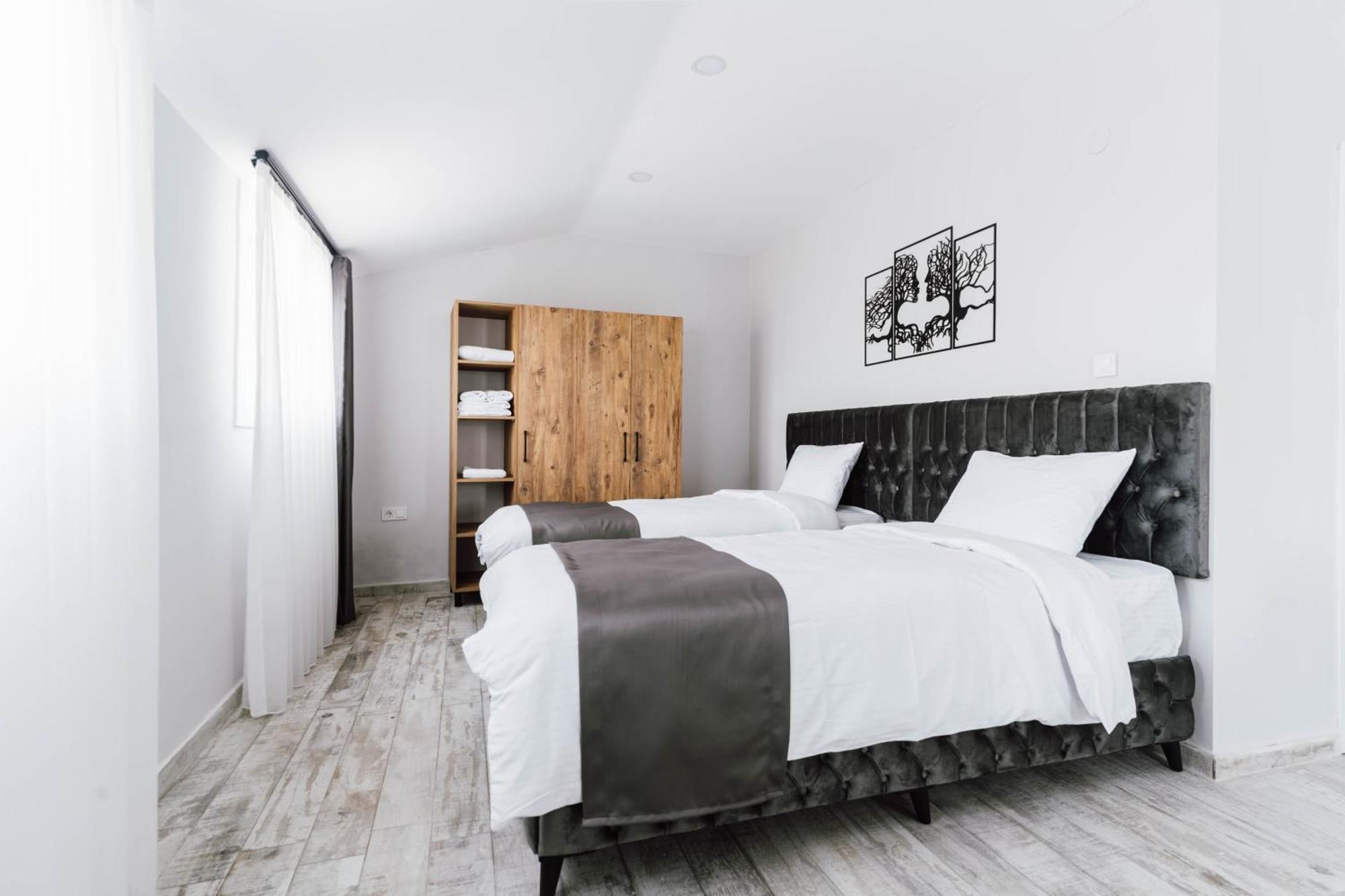 The Yk Aparthotel *
