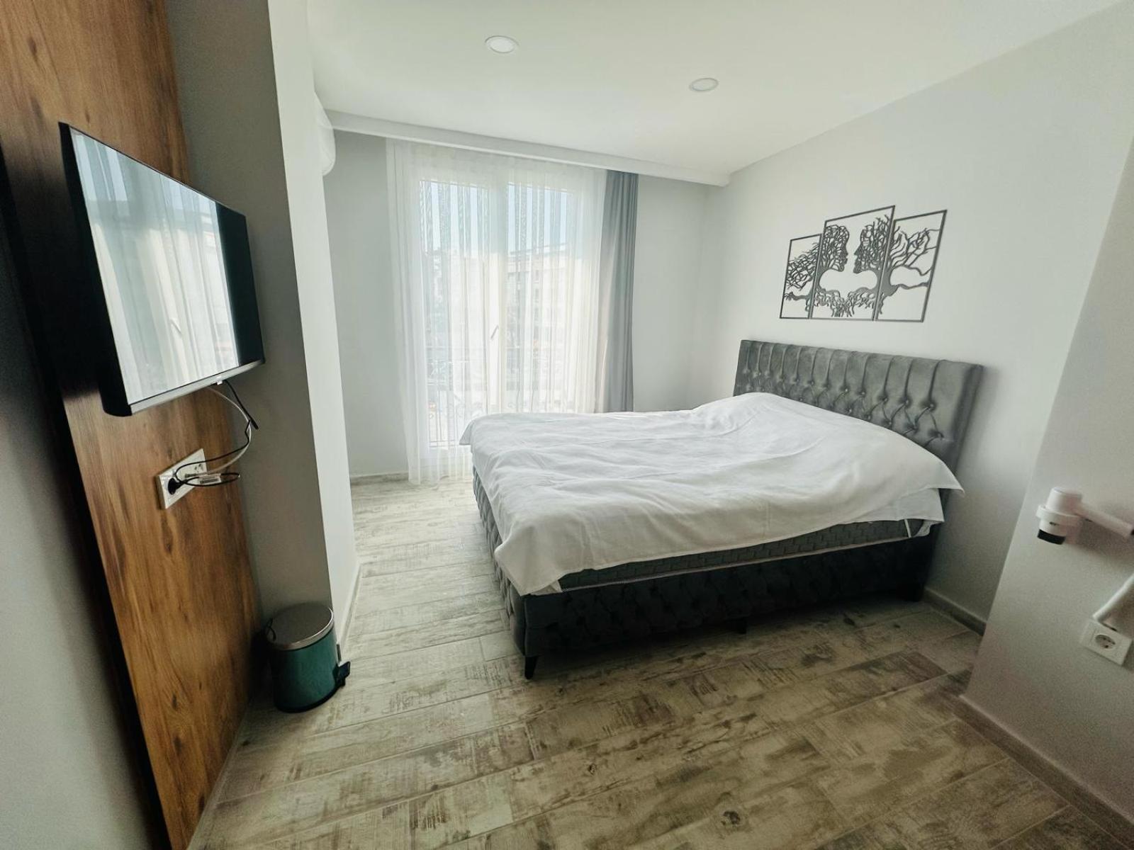 Aparthotel The Yk *