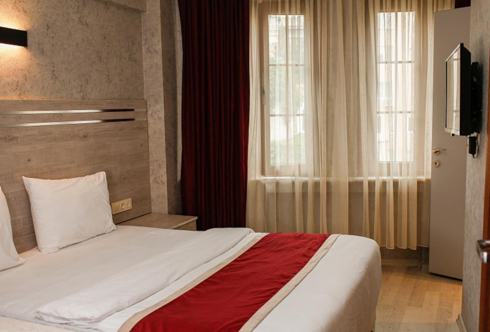 The China Beijing Sisli 3*