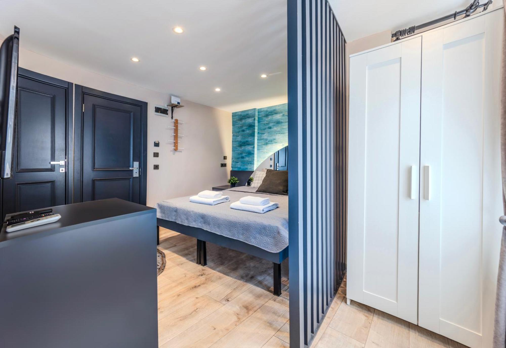 Apartment Equipment Modernist Design - In The Bosphorus - Galataport - Taksim