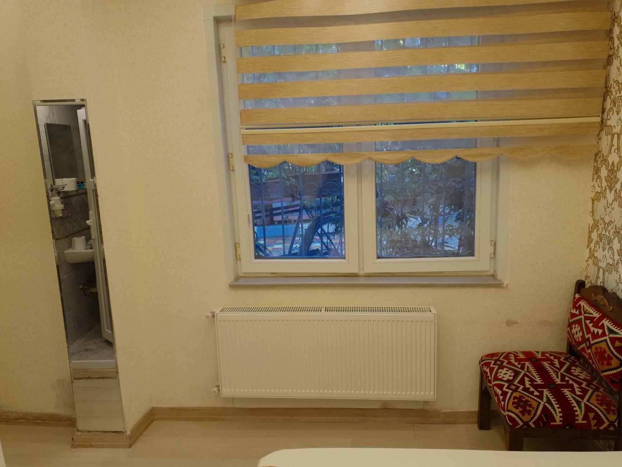 Old Konstantinei Apartment *