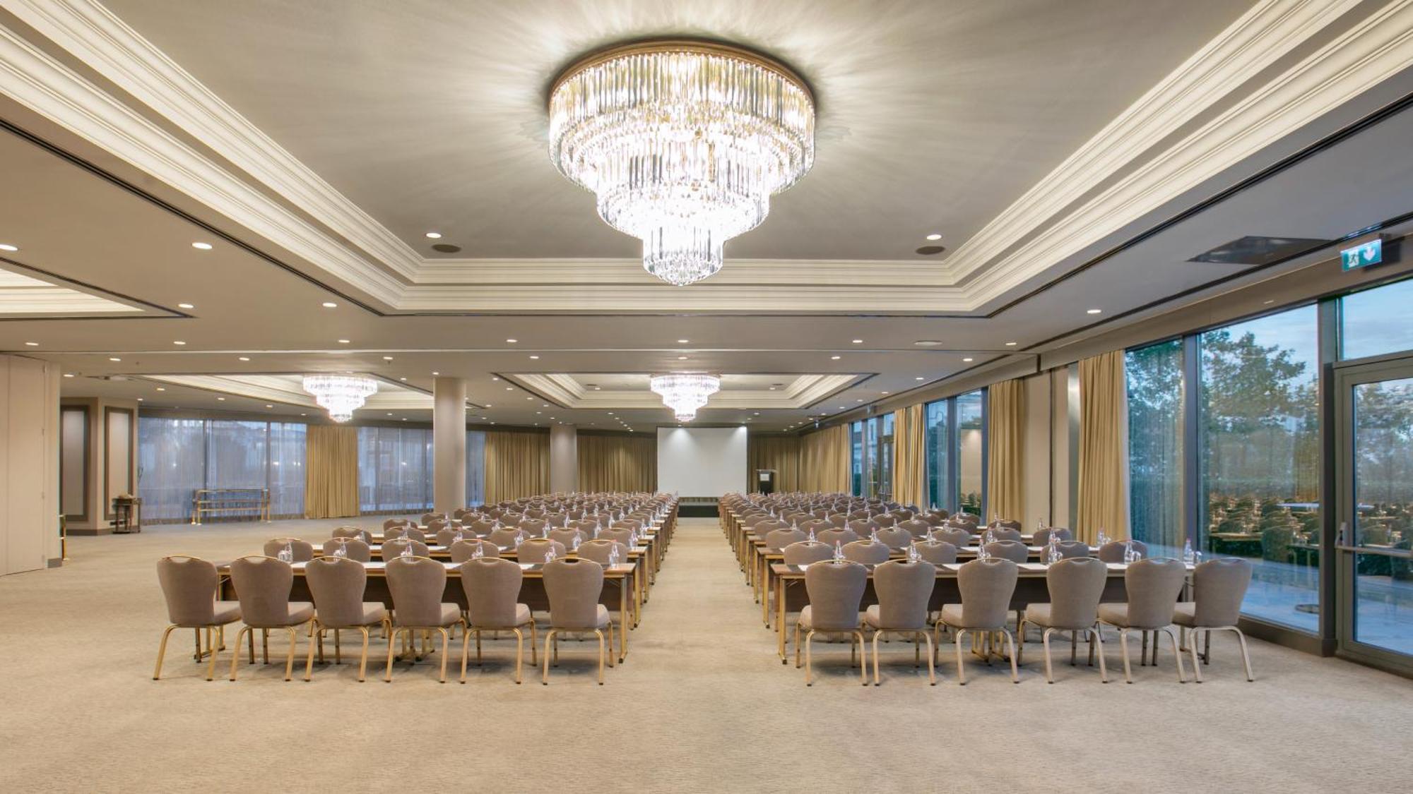 Intercontinental By Ihg 5*