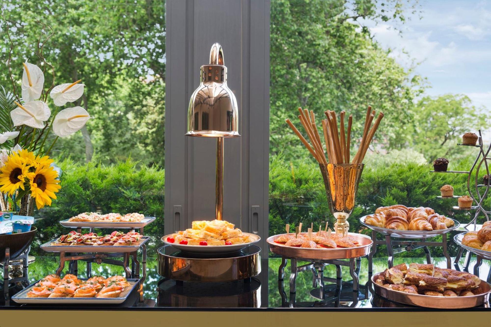 Intercontinental By Ihg