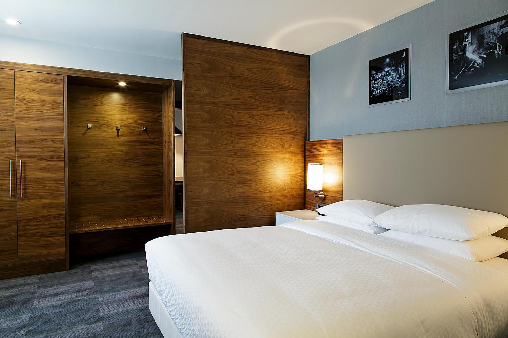 Bof Business Hotel 4*