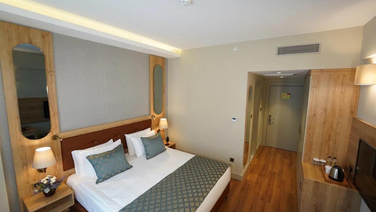 Hotel Grand Sirkeci 4*