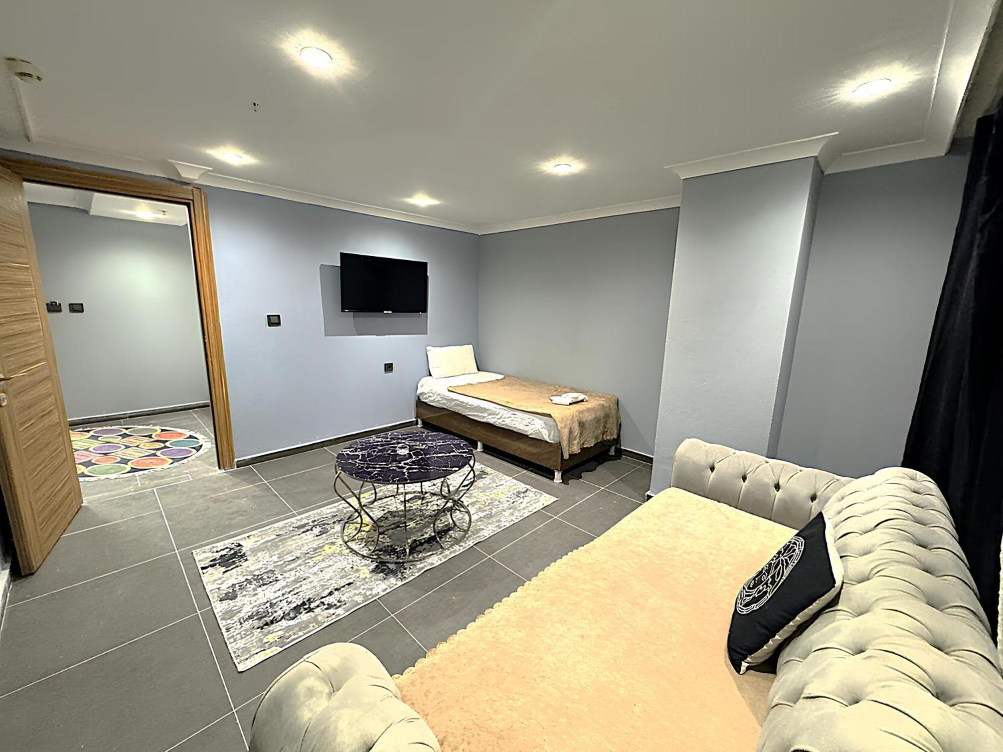 Apartment Grand Lara & Istanbul