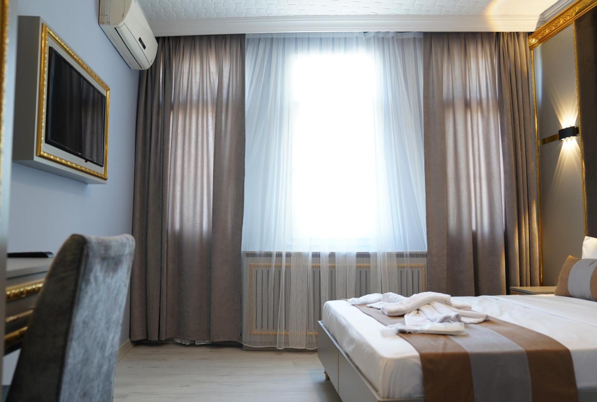 Aparthotel Maria *