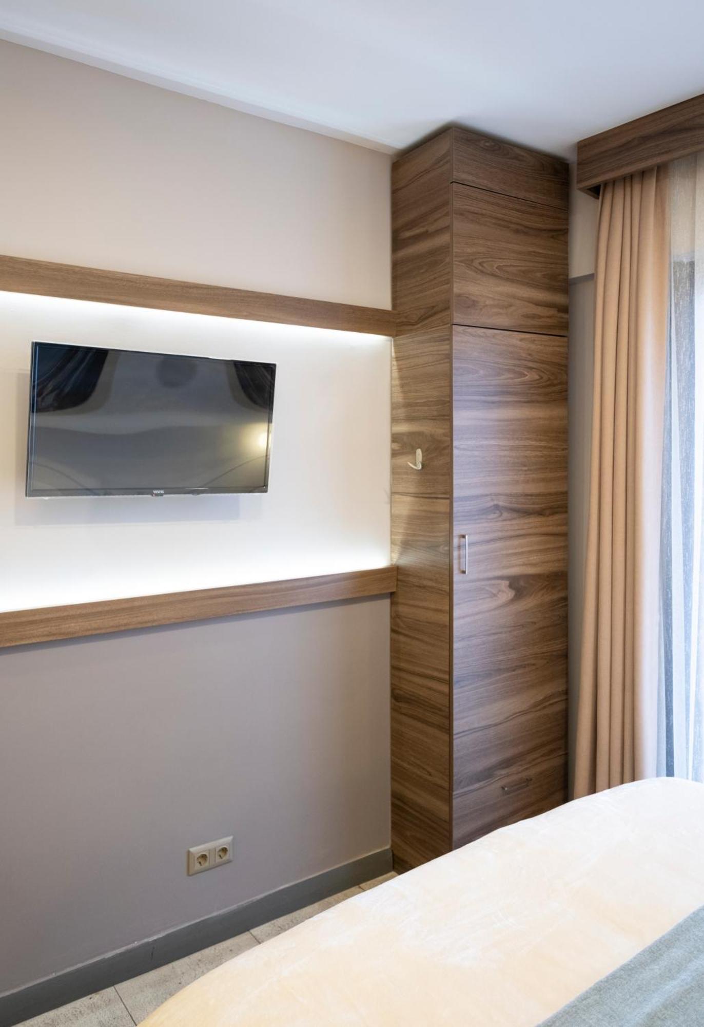 The Pera Otel 3*