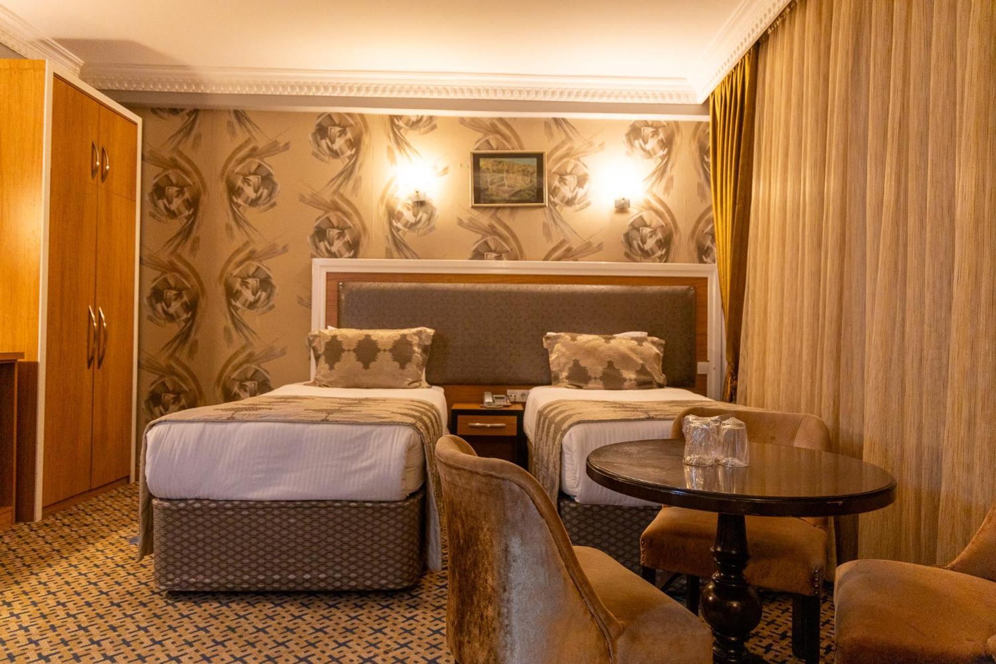 Grand Rosa Hotel 2*