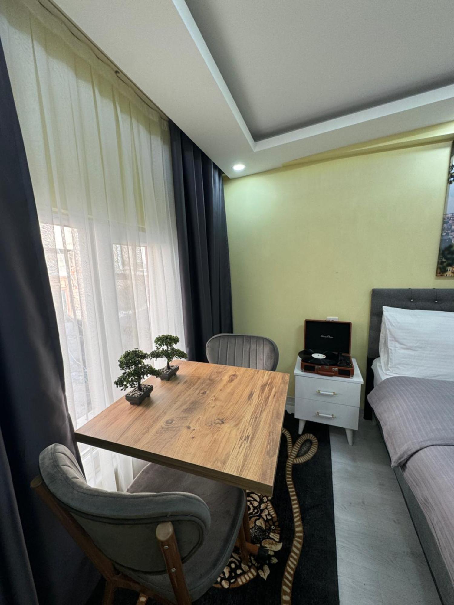 Hotel Ozer & Istanbul