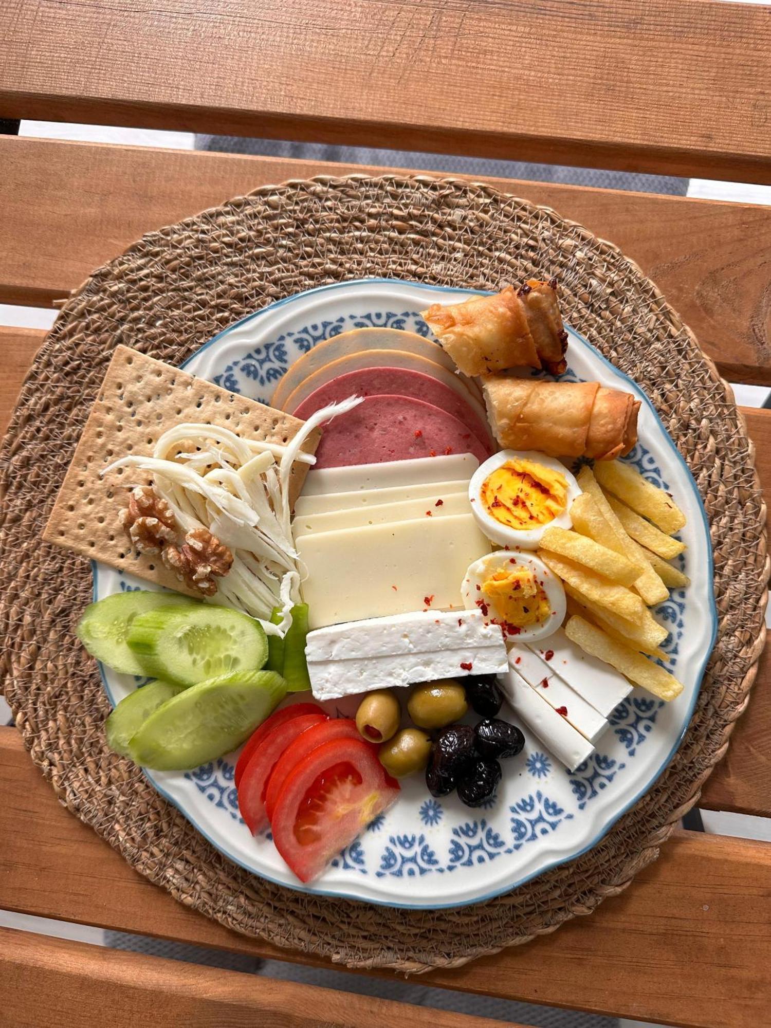 Hotel Ozer &
