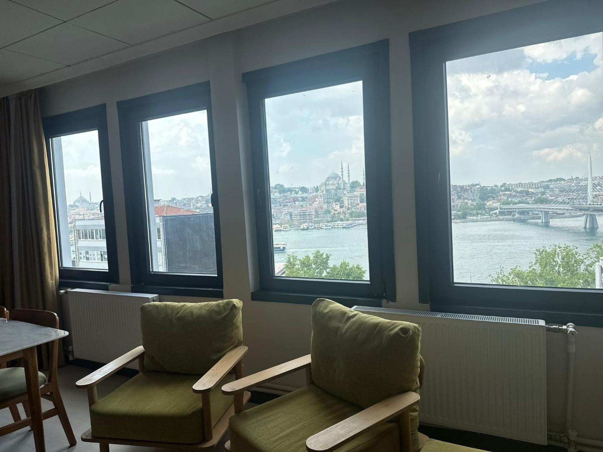 Karakoey Ultra Luxury Penthouse, 4br,sea View Apartment Istanbul