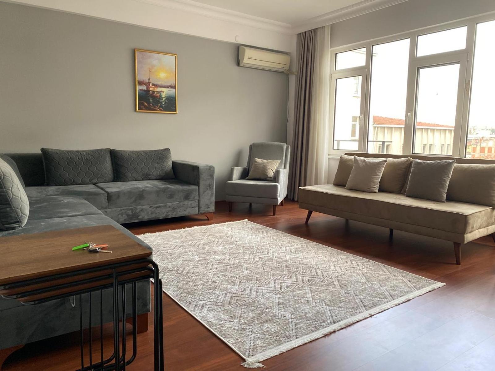 Kadikoy Merkezi Konumda *