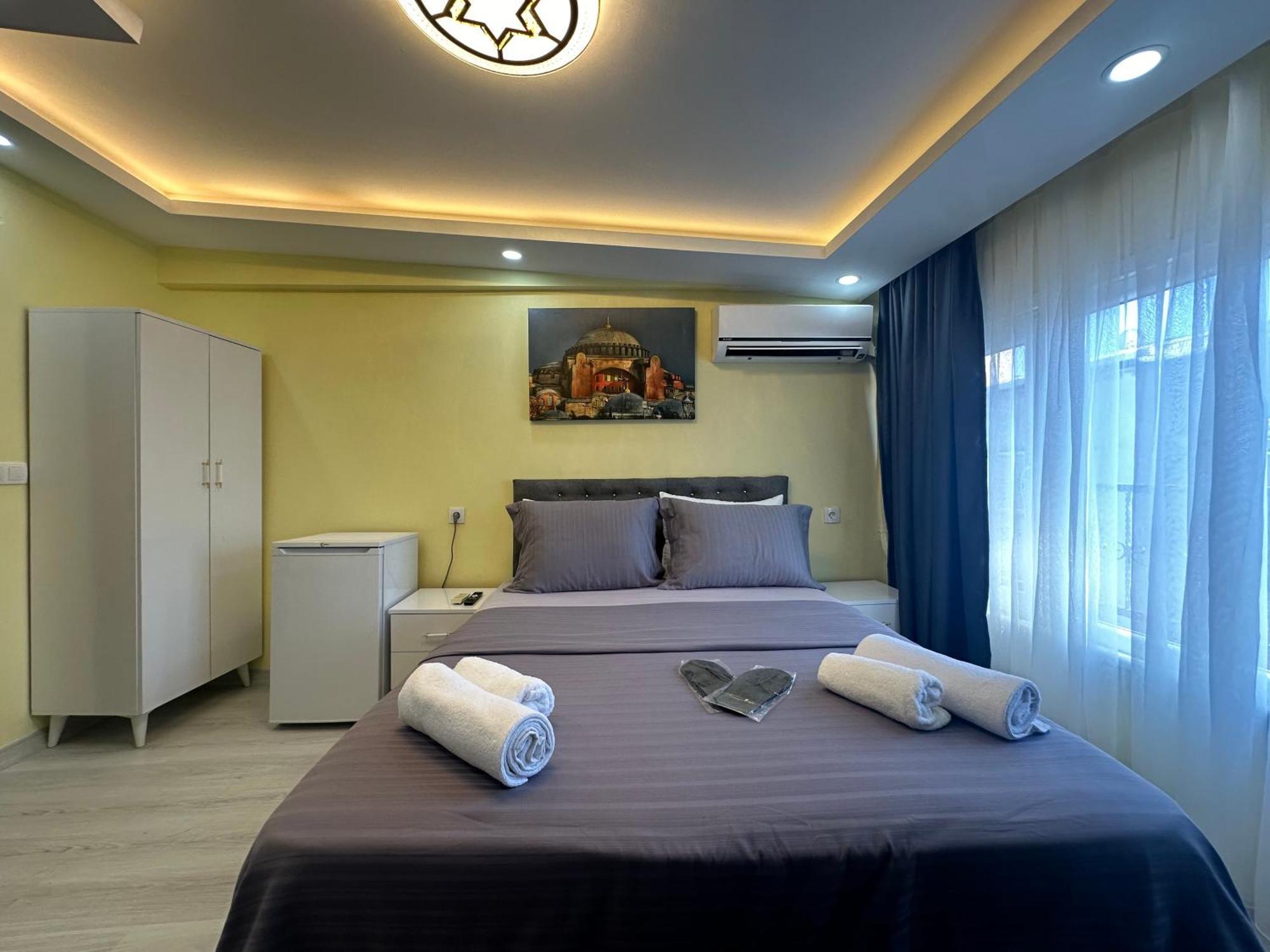 Hotel Ozer & *