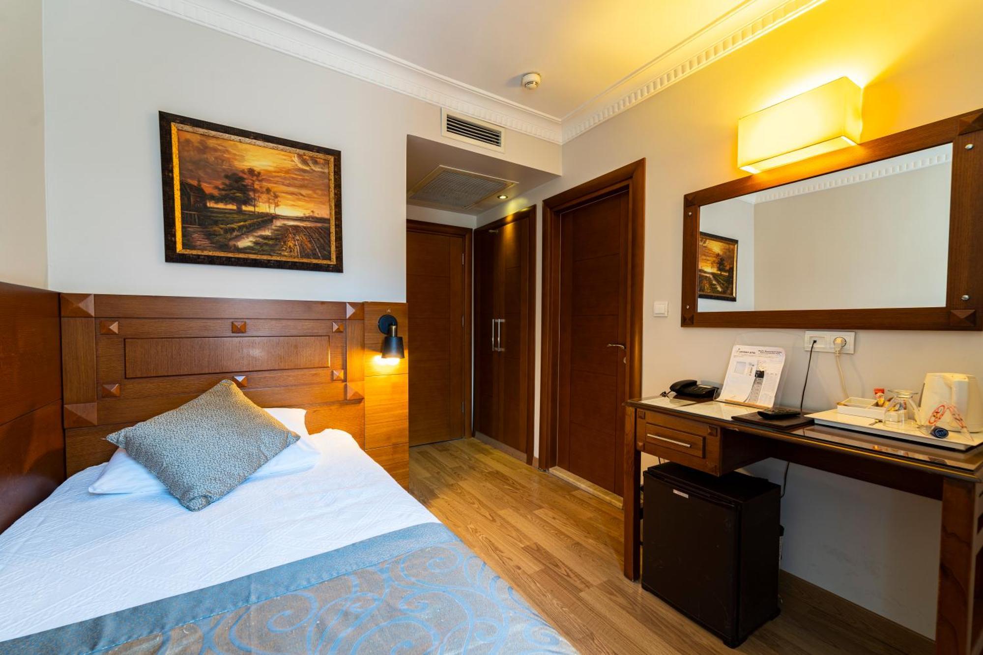 Levent Hotel 3*