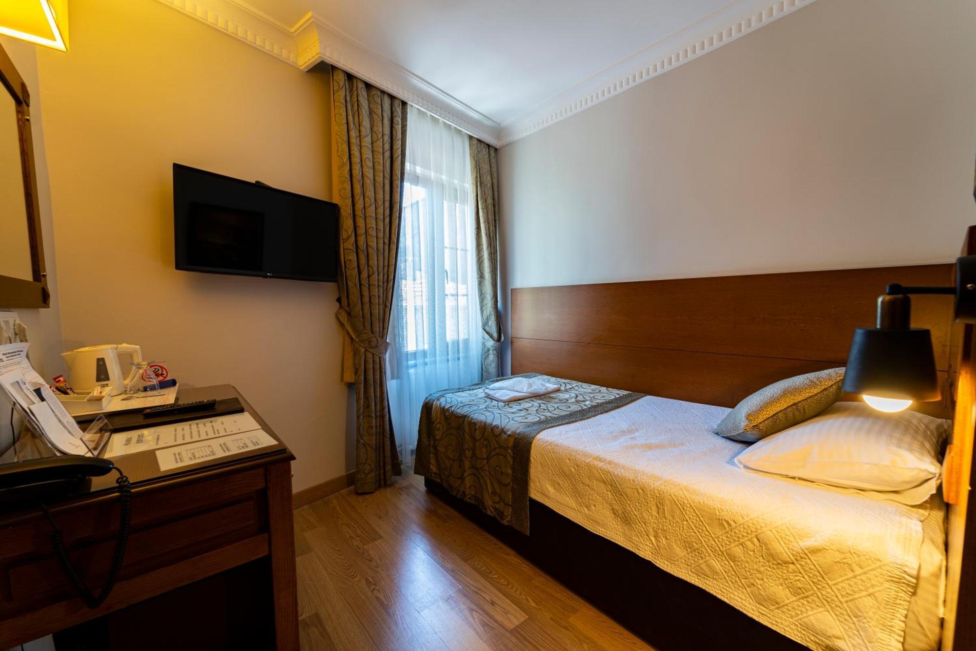 Hotel Levent 3*